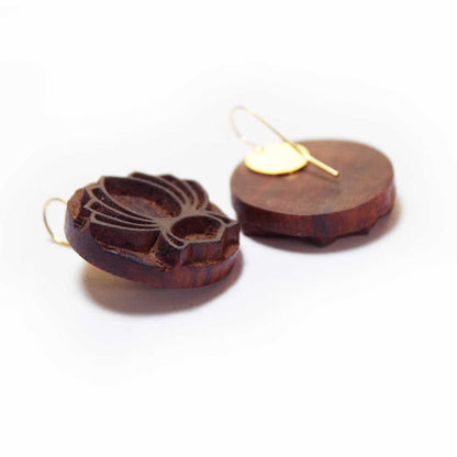 Chitra Rekh Wooden Earrings With Wood Block Carving – Jewellery on Brown Living™. SKU: UARKHWJER002. Img 5.