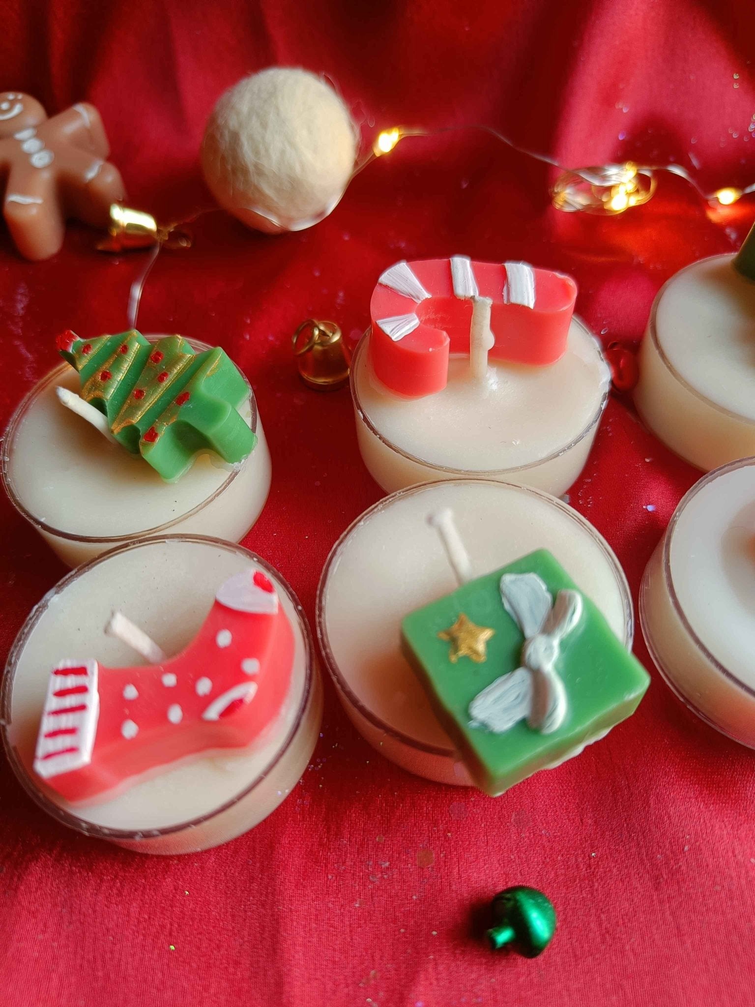 Christmas Tealights – Festive Holiday Candle Set of 6 – Candles & Fragrances on Brown Living™. SKU: CHTS01_N. Img 2.