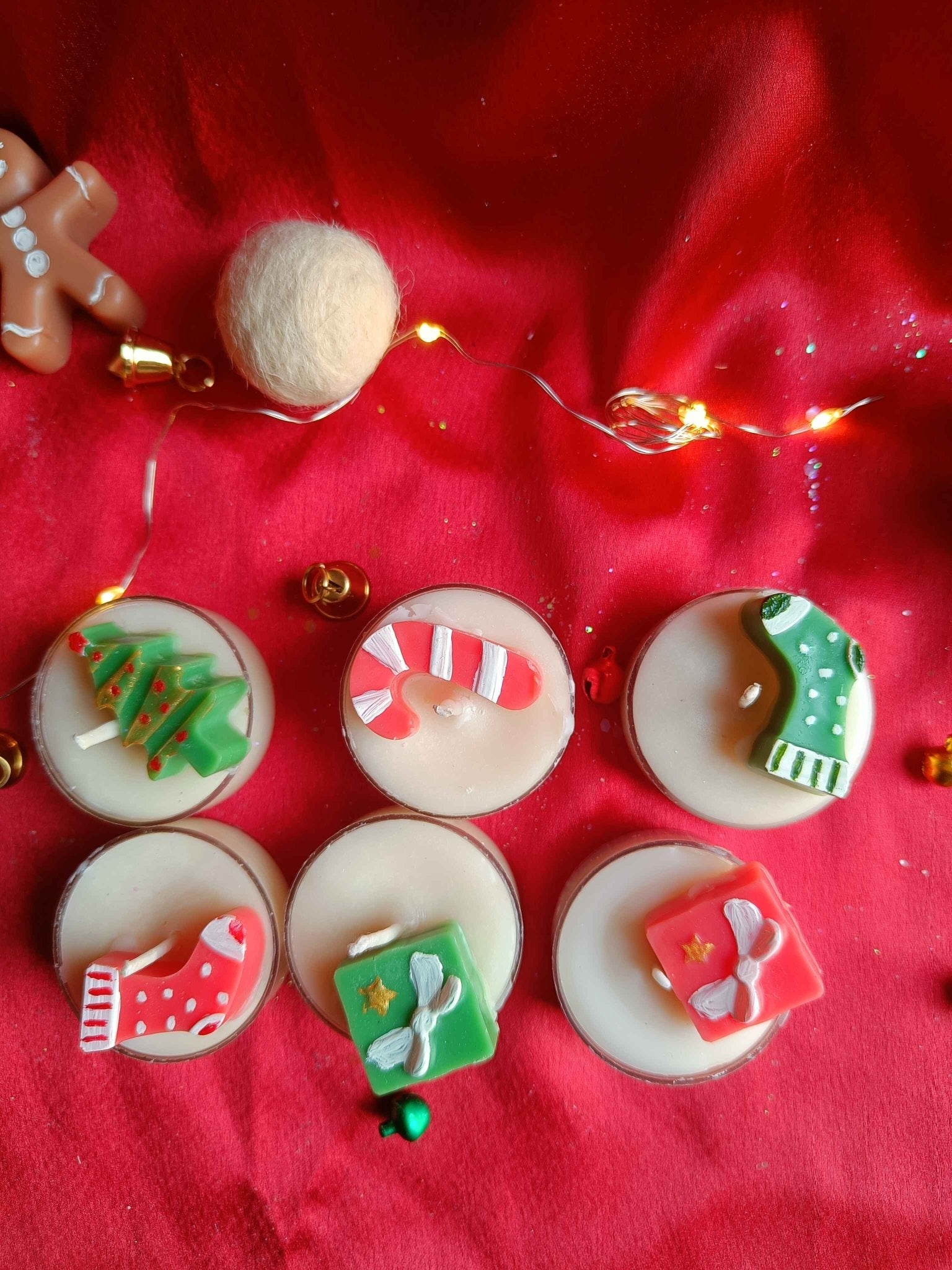 Christmas Tealights – Festive Holiday Candle Set of 6 – Candles & Fragrances on Brown Living™. SKU: CHTS01_N. Img 1.