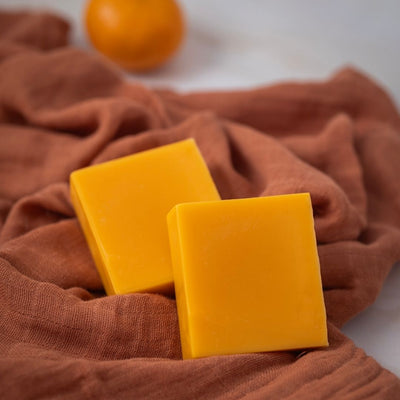 Citrus Sunshine Bathing Bar – Natural Soap for Dry & Sensitive Skin – Body Soap on Brown Living™. SKU: CITBB002. Img 3.