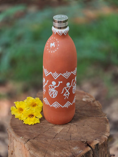 Clay Bottle Steel Cap Hand Painted Modern Warli Art – Bottles & Sippers on Brown Living™. SKU: MM-08-500. Img 4.