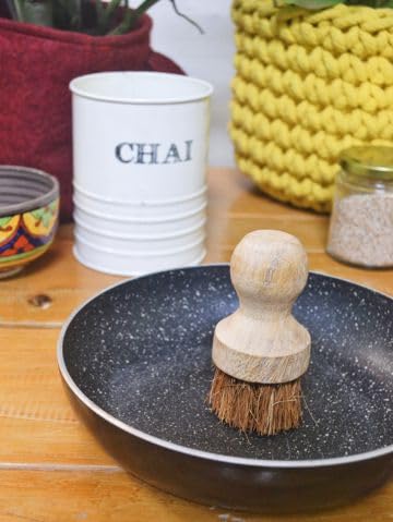 Coconut Coir Dish Cleaning Brush with Wooden Handle – Kitchen Tools on Brown Living™. SKU: KOE030-RCB. Img 3.