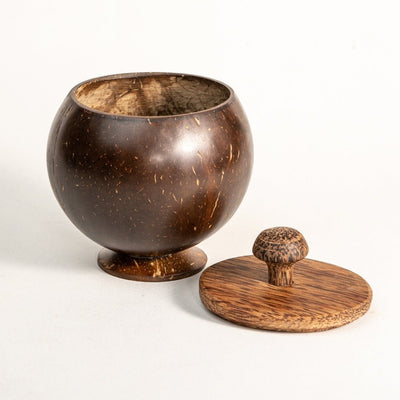 Coconut Shell Container with lid + Small Spoon - 600 ML – Plates & Bowls on Brown Living™. SKU: 173 - 11067 - THENGACONT. Img 4.