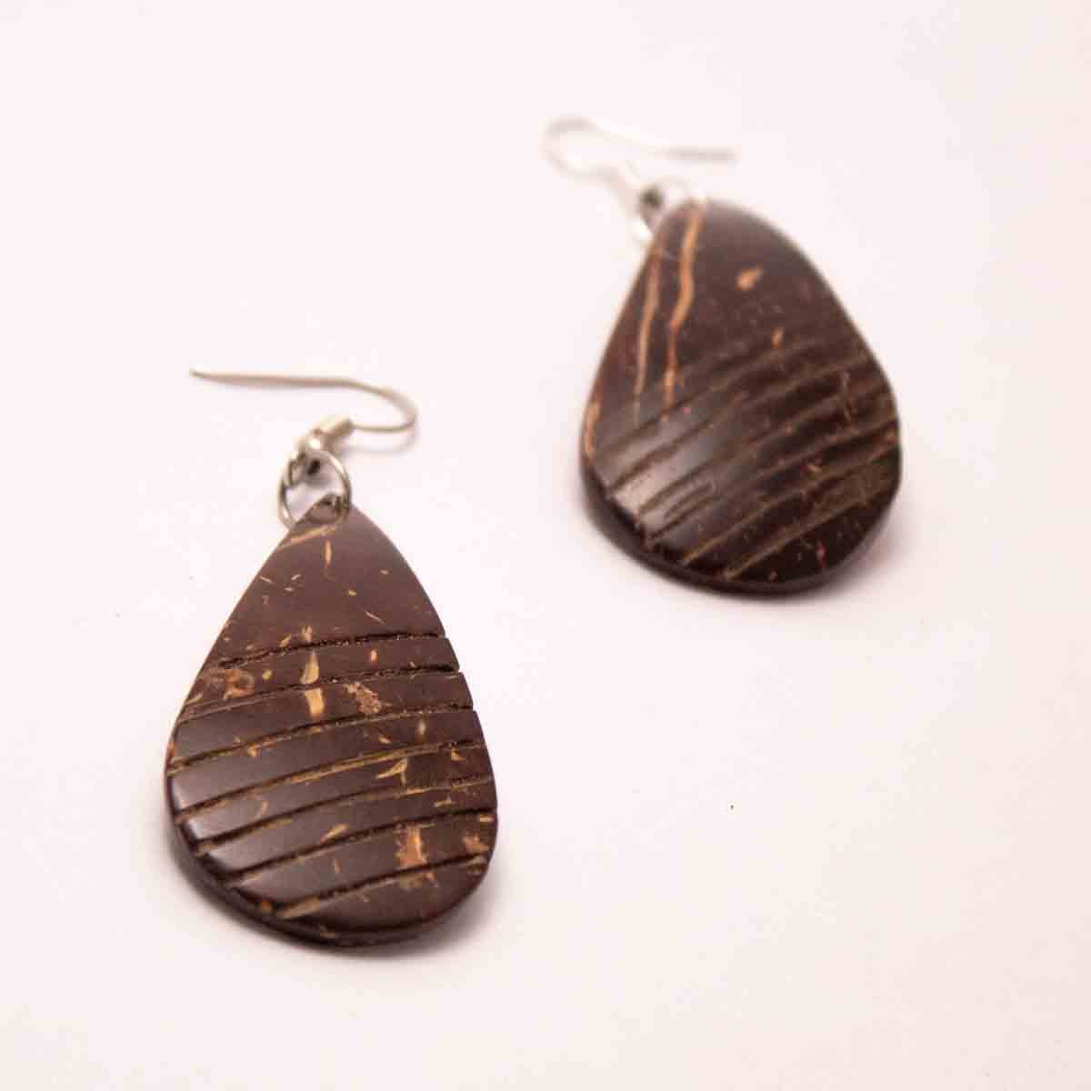 Coconut Shell Earrings / Dangle Earrings – Womens Earrings on Brown Living™. SKU: 306 - 17862 - EGER21. Img 2.