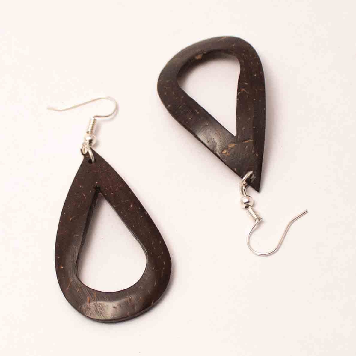 Coconut Shell Earrings/ Leaf Design – Womens Earrings on Brown Living™. SKU: 306 - 17858 - EGER15. Img 1.