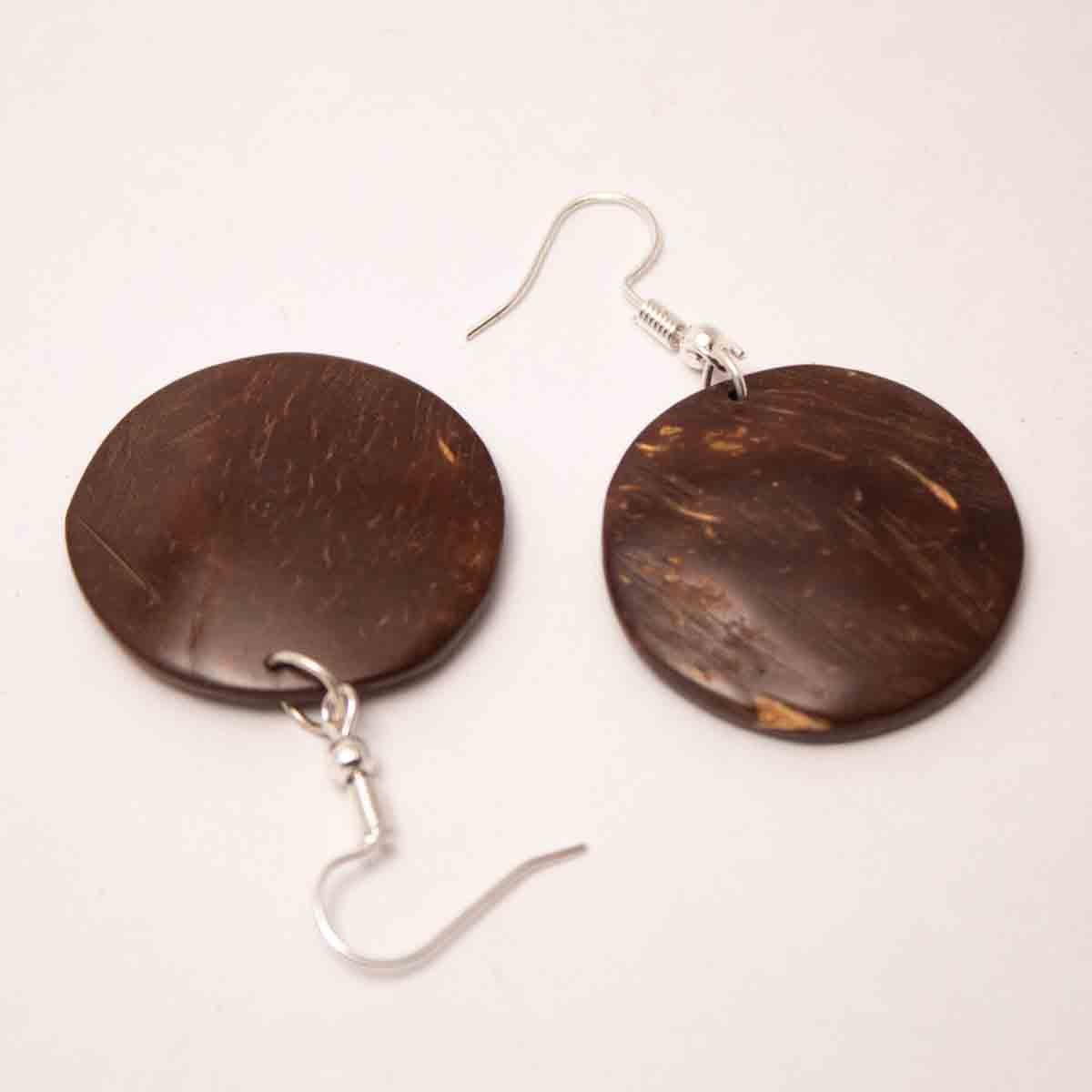 Coconut Shell Earrings Round Shape – Womens Earrings on Brown Living™. SKU: 306 - 17863 - EGER18. Img 2.