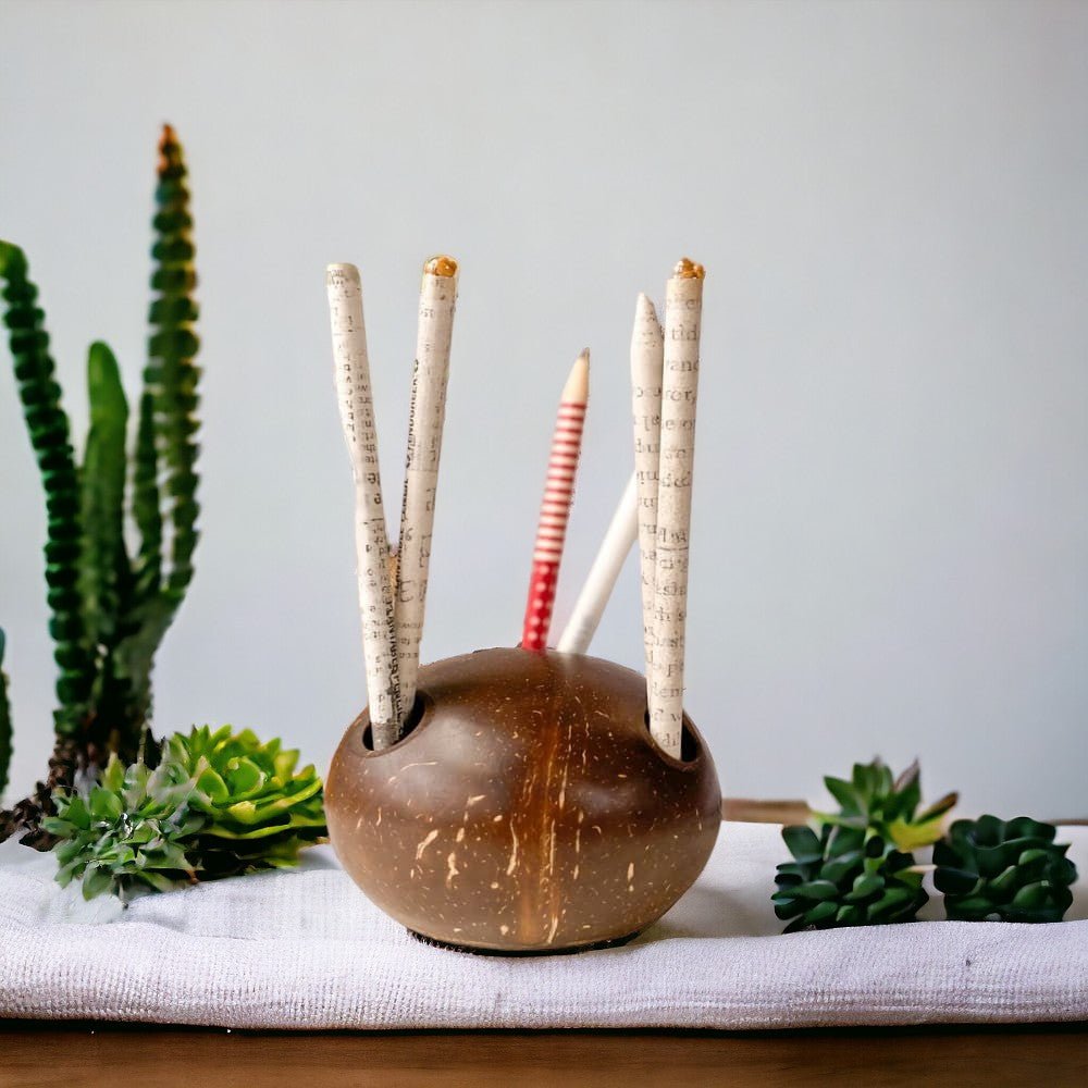 Coconut Shell Pen stand – Desk Organizers on Brown Living™. SKU: OEP111. Img 3.