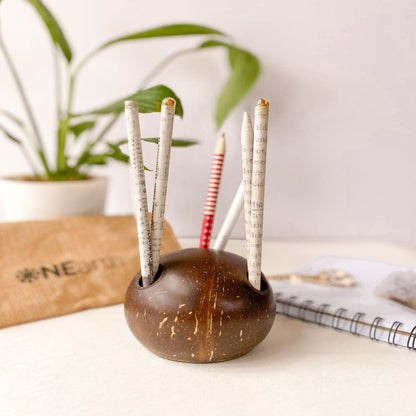 Coconut Shell Pen stand – Desk Organizers on Brown Living™. SKU: OEP111. Img 9.