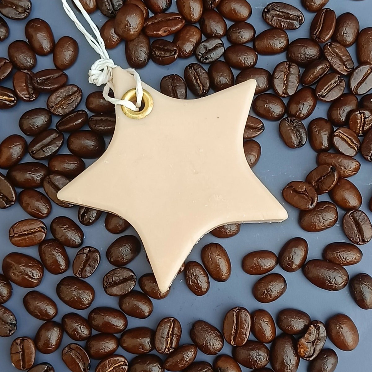 Coffee Wax Sachet – Candles & Fragrances on Brown Living™. SKU: CWS06_N. Img 7.