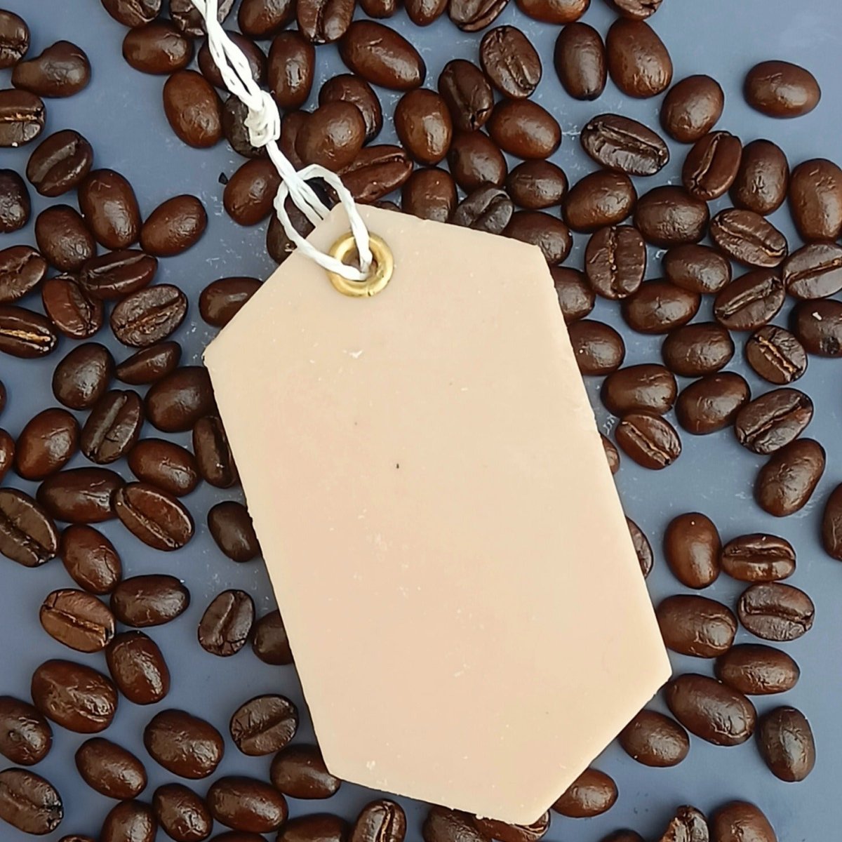 Coffee Wax Sachet – Candles & Fragrances on Brown Living™. SKU: CWS09_N. Img 5.