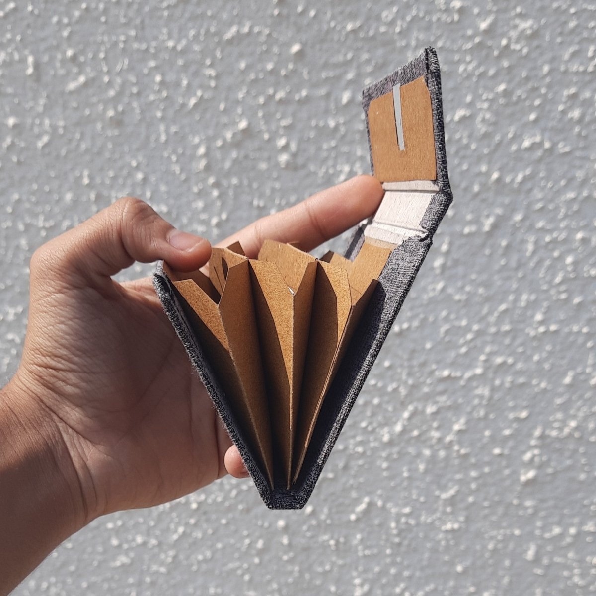 Compact Slim Unisex Wallet for Cards, Cash, Coins | Verified Sustainable by Brown Living™