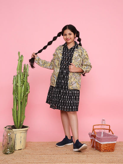 Cotton Biker’s Jacket for Girls | Lightweight Everyday Outerwear – Kids Jackets on Brown Living™. SKU: LB07-02-01. Img 1.