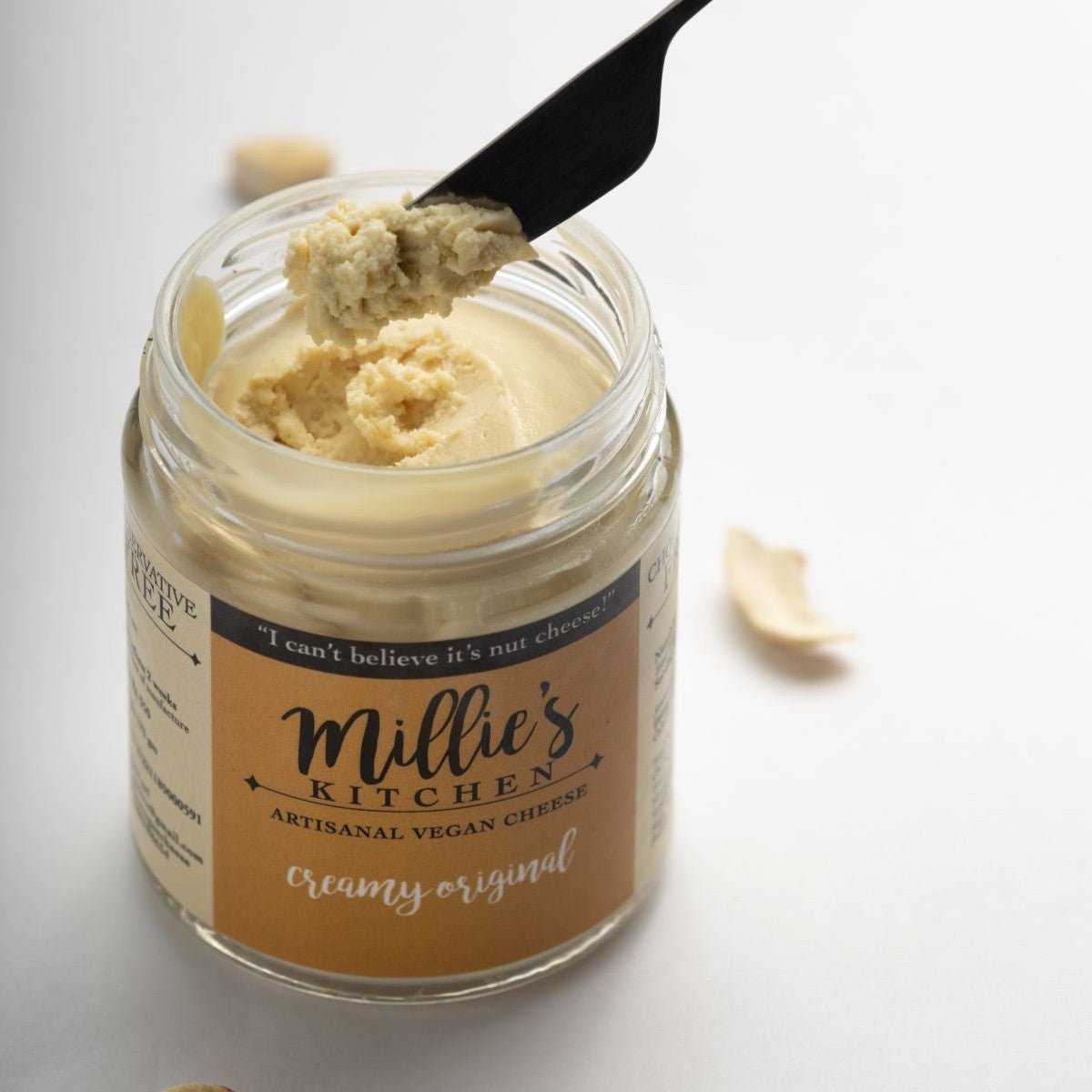 Creamy Original – Smooth, Mild & Velvety Artisan Cheese Spread – Jams & Spreads on Brown Living™. SKU: SC06CO. Img 2.