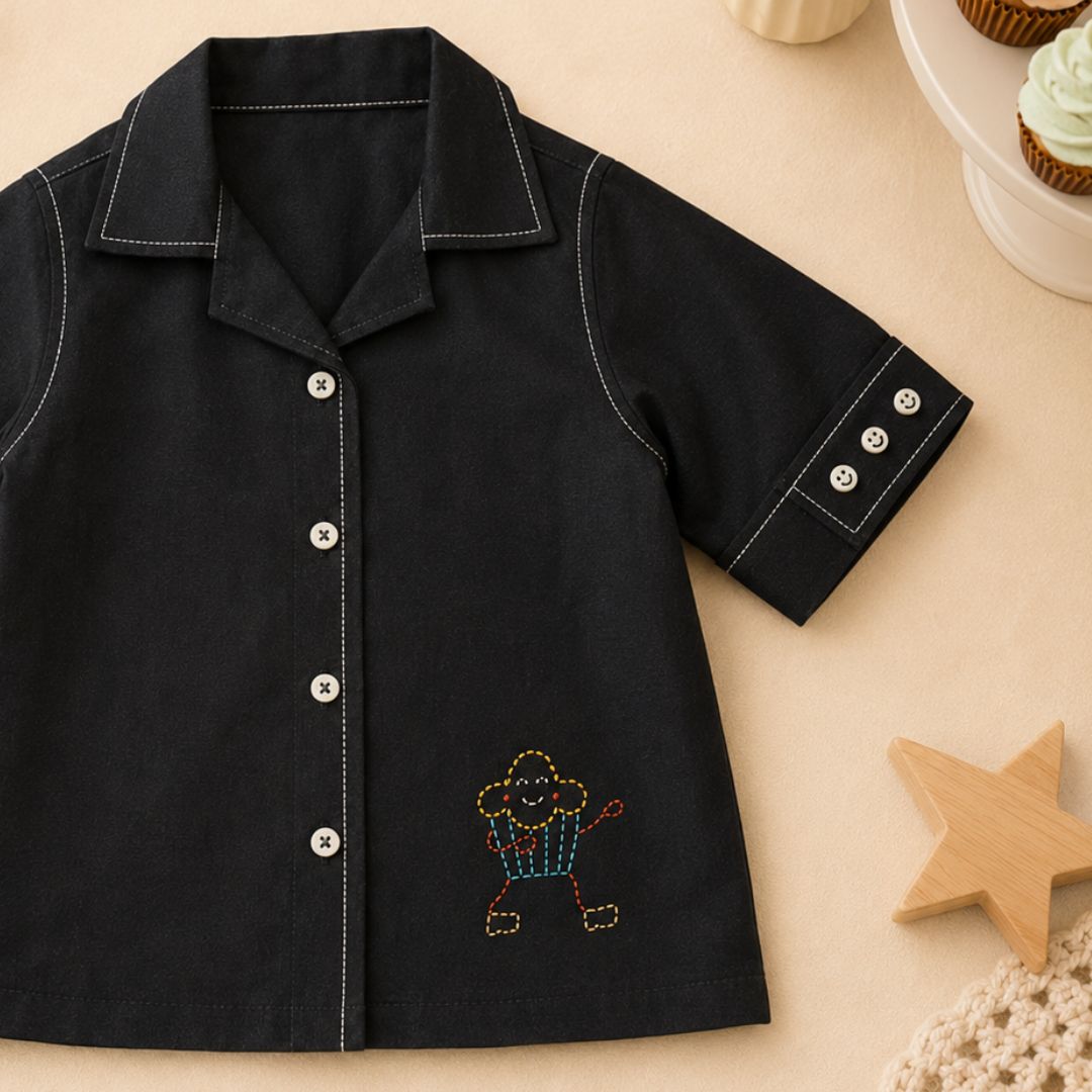 Cupcake Charm Hemp Shirt for Boys – Kids Shirts on Brown Living™. SKU: TCC-SW26-20-A. Img 5.