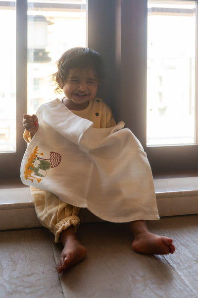 Cute Elephant Medium Wash Cloth, Elle, Earthy – Baby Bibs & Hanky on Brown Living™. SKU: MSY - 00430B - Earthy - M. Img 5.