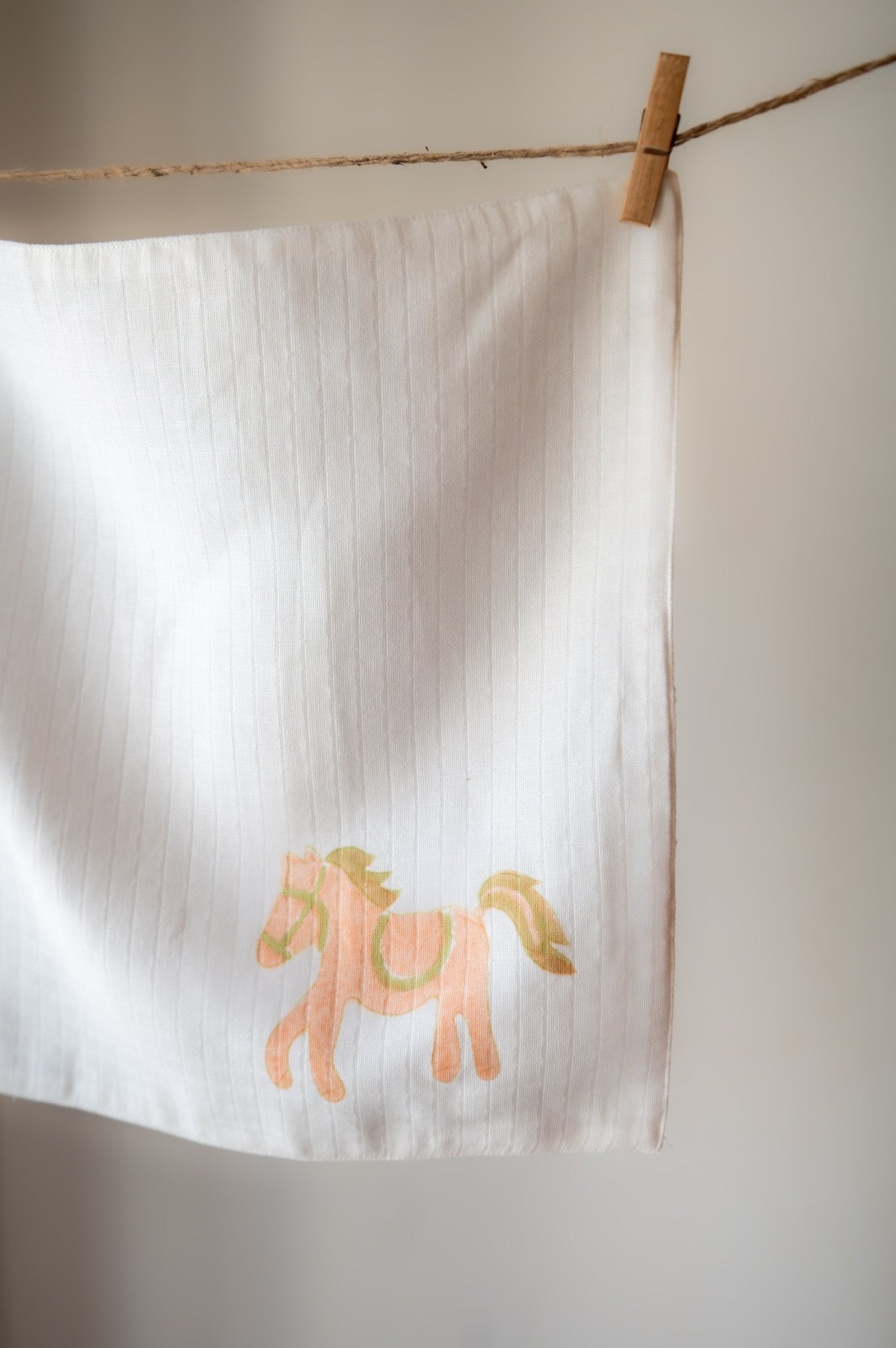 Cute Horse Medium Wash Cloth – Circus Theme, Peach – Baby Bibs & Hanky on Brown Living™. SKU: MSY - 00430E - Peach - M. Img 3.