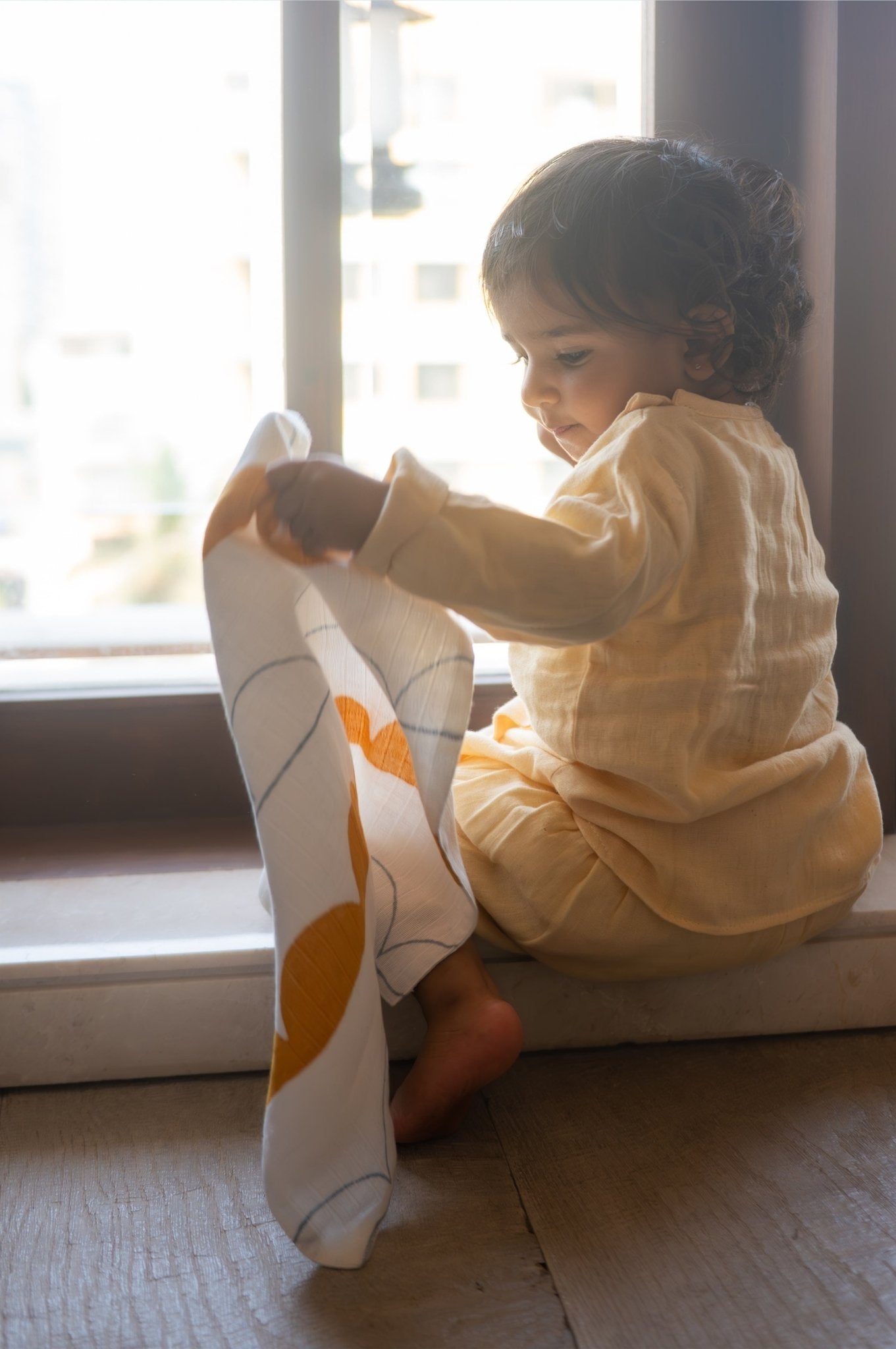 Cute Medium Earthy Wash Cloth – Fun Shapes – Baby Bibs & Hanky on Brown Living™. SKU: MSY - 00430F - Earthy - M. Img 4.