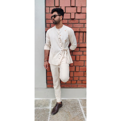 Dahlberg Khadi Shirt for Men | Side Tie - Up Embroidered Daisy Handwoven – Mens Shirt on Brown Living™. SKU: DL0145XS. Img 7.