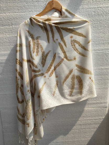Daisy Dream White Scarf – Viscose Ecoprinted with Eucalyptus Leaves – Womens Scarf on Brown Living™. SKU: WD-SCARF-001. Img 4.