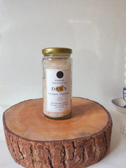 Dawn Aromatherapy Bath & Foot Soak – Eucalyptus & Peppermint – Bath Salt on Brown Living™. SKU: BBSDWN. Img 4.