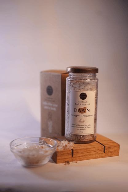 Dawn Aromatherapy Bath & Foot Soak – Eucalyptus & Peppermint – Bath Salt on Brown Living™. SKU: BBSDWN. Img 1.