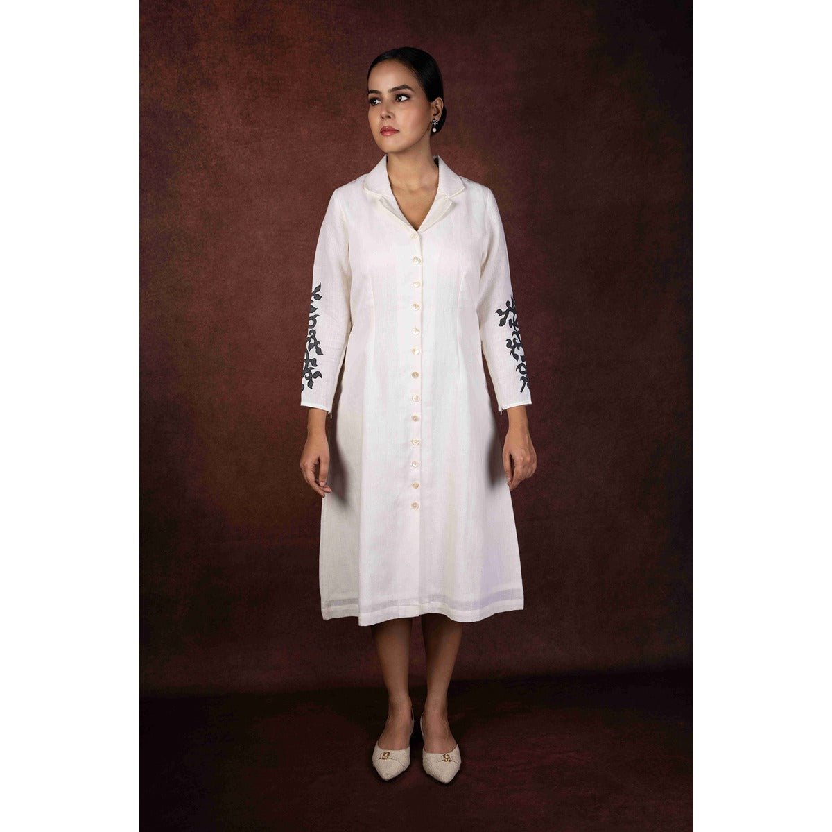 Dhara Soft Ivory Handloom Linen Dress With Hand Painted Sleeves – Womens Dress on Brown Living™. SKU: HD1007XSN. Img 3.