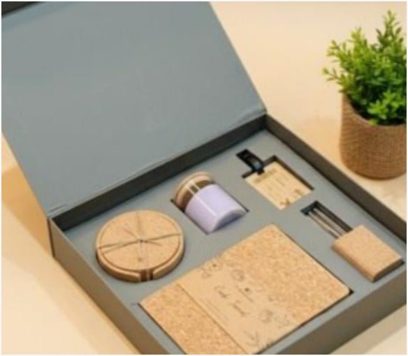 Diwali Gift Hampers for Corporate – Signature Cork Festive Box – Gift Hampers on Brown Living™. SKU: TBB-CD. Img 1.