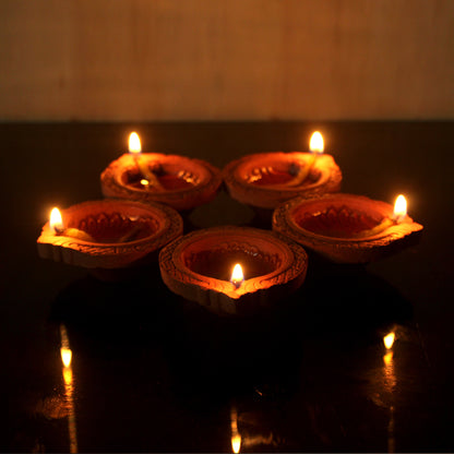 Small Motiff Diya : Diwali Special - Diyas & Cotton Wicks – Lamps & Lighting on Brown Living™. SKU: MP_DYA/MTF/DS/25. Img 4.