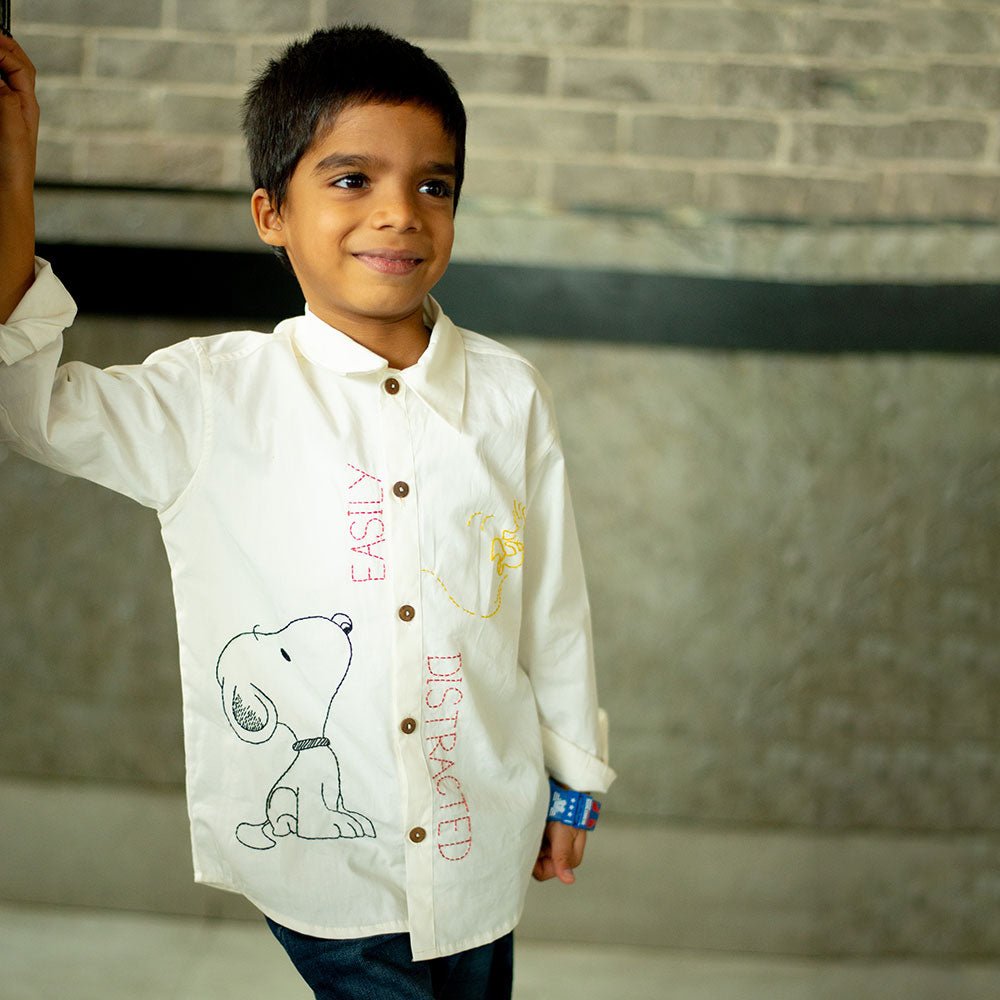 Easily Distracted Dog Embroidered Organic Cotton Shirt - White – Kids Shirts on Brown Living™. SKU: NANFS001EMB045 - 18M. Img 1.