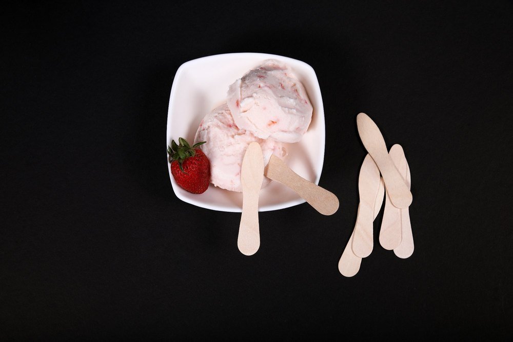 Eco - Friendly Ice Cream Spoon | Made with Sugarcane | Pack of 10,000 – Cutlery on Brown Living™. SKU: CLEC-44. Img 2.