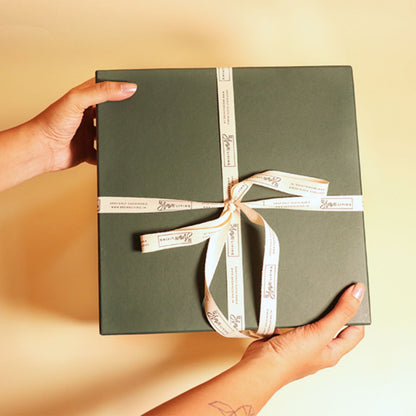 Eco - Friendly Wellness Hamper: Tote Bag, Tea, Candles & More – Gift Giving on Brown Living™. SKU: BL_EWH_TTCBB. Img 5.