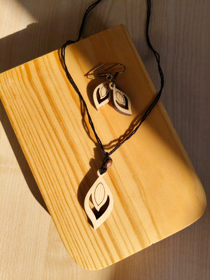 Eco Friendly Wooden Jewellery Set – Womens Accessories on Brown Living™. SKU: WJ08. Img 1.
