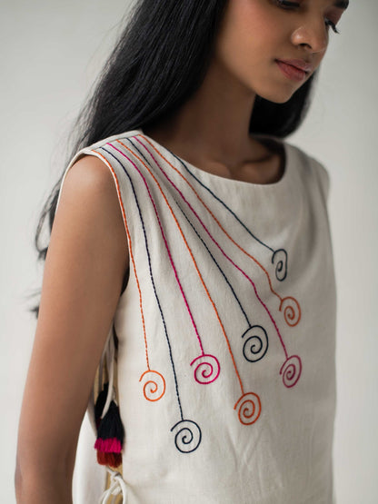 Elegant Ivory Khadi Drawstring Top for Women – Womens Top on Brown Living™. SKU: DCSS25L01S. Img 5.