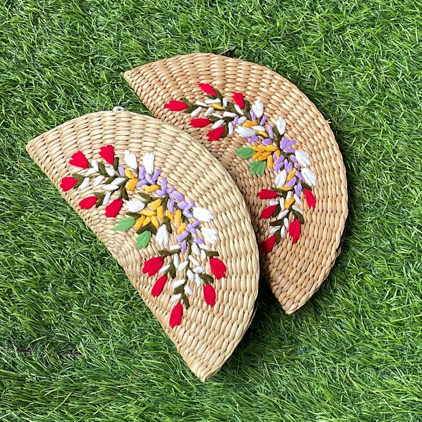 Embroidered Kouna Grass Clutch – Handcrafted Sustainable Bag – Handbags on Brown Living™. SKU: K1. Img 4.