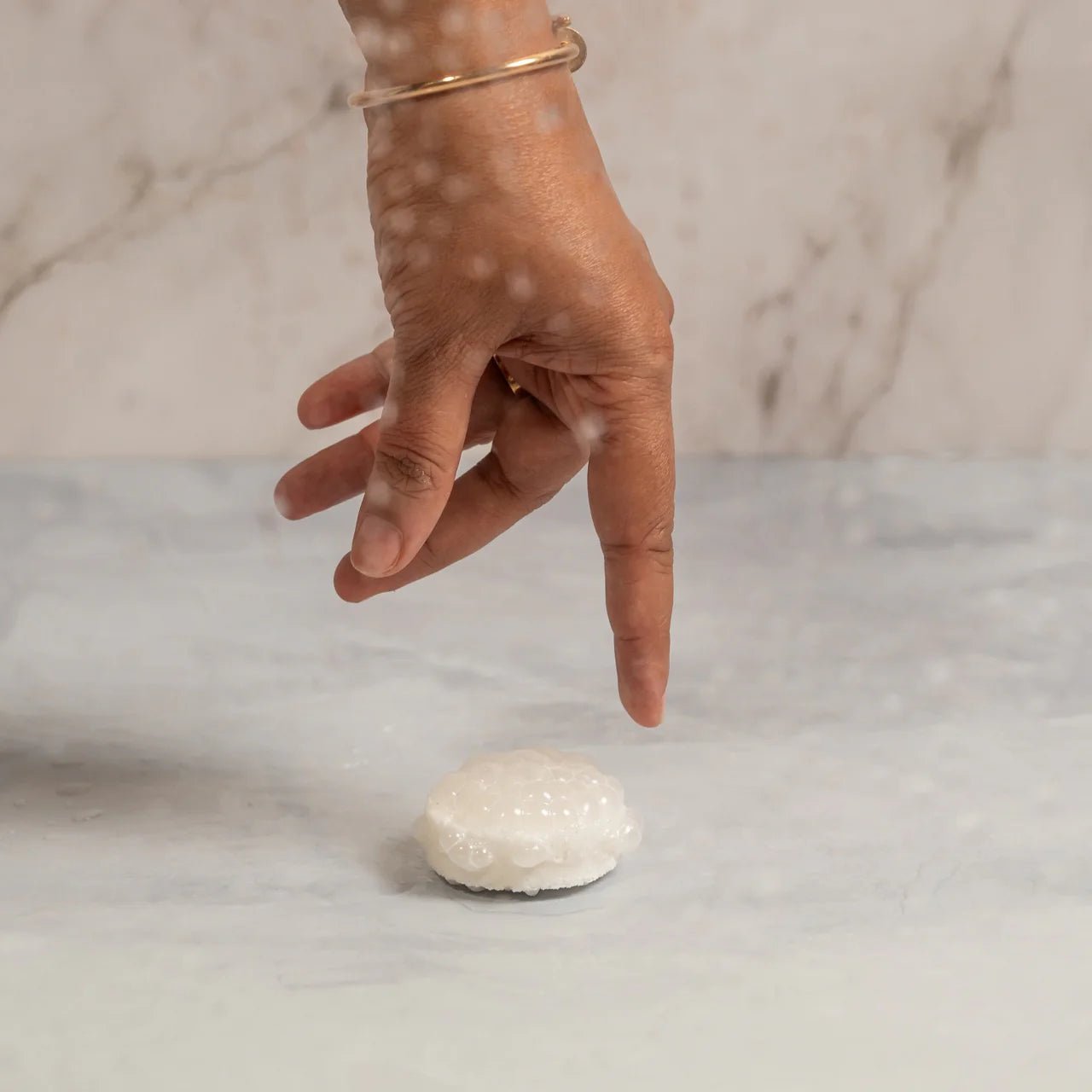 Eucalyptus And Rosemary Shower Steamers Refresh Set Of 4 – Bath Salt on Brown Living™. SKU: SS_4ER_GS. Img 8.