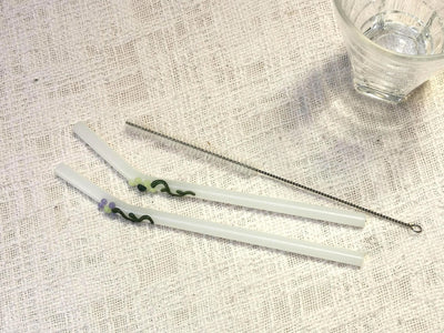 Floral Art Glass Straws – Set of 2 – Drinking Straws & Stirrers on Brown Living™. SKU: FL - GS - GRN - 2. Img 9.