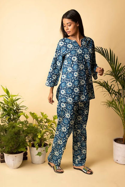 Floral Lounge Wear – Soft Cotton Comfort for Everyday Relaxing. – Womens Co - Ord Sets on Brown Living™. SKU: ANTSBS. Img 14.