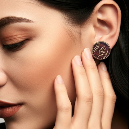 Floret Taarkashi Wooden Earring - Brass Inlay Craft – Jewellery on Brown Living™. SKU: UATRWJ005. Img 5.
