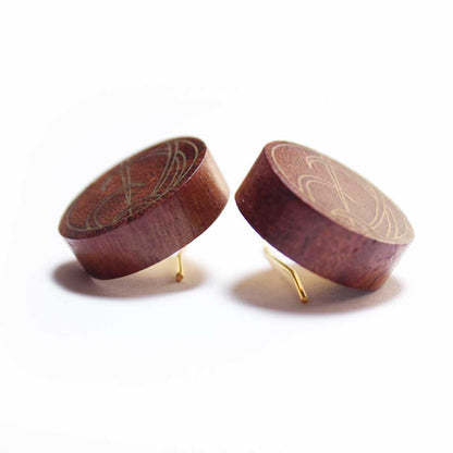 Frondes Taarkashi Wooden Earring - Brass Inlay Craft – Jewellery on Brown Living™. SKU: UATRWJ006. Img 4.