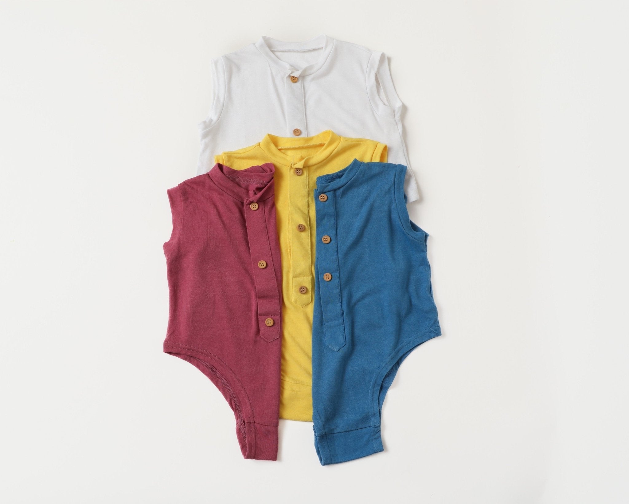 Front Open Herb Dyed Baby Suit For Easy Wear & Comfort – Kids Daywear Sets on Brown Living™. SKU: BSV03001. Img 1.