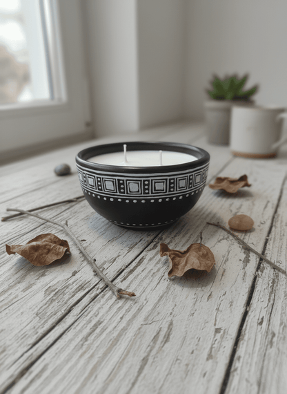 Geometric Glow 2 - Wick Black Clay Candle | Handcrafted Aromatic Bowl – Candles & Fragrances on Brown Living™. SKU: KVGABCLGMC03. Img 1.