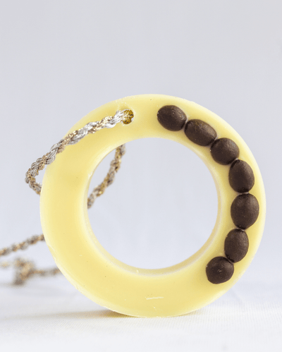 Gift Box of 3 Beeswax Scented Tablets / Wardrobe Sachets – Candles & Fragrances on Brown Living™. SKU: SN12118. Img 4.