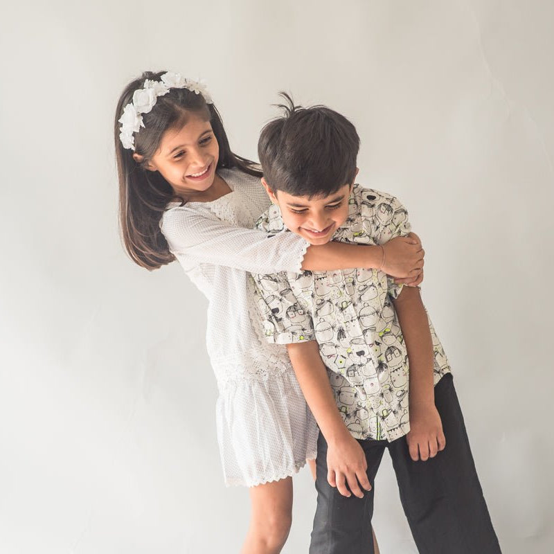 Girls Cotton Daisy Dress White – Comfortable Floral Summer Dress – Kids Daywear Sets on Brown Living™. SKU: PG083_1. Img 6.