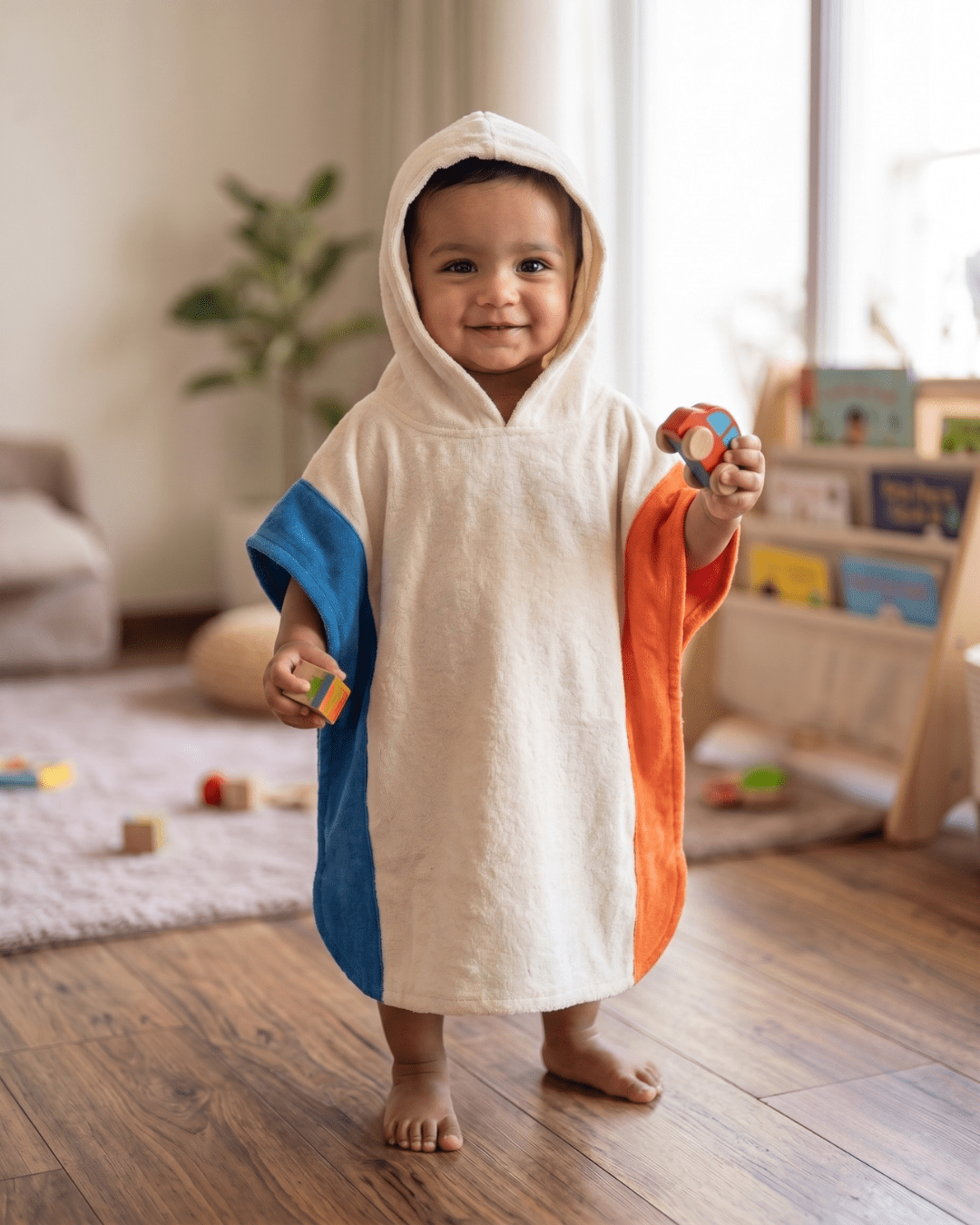 Go-With-The-Flow Tee | Bamboo Kaftan-Style Hoodie for Babies & Toddler – Kids Daywear Sets on Brown Living™. SKU: GWTFOF3. Img 2.