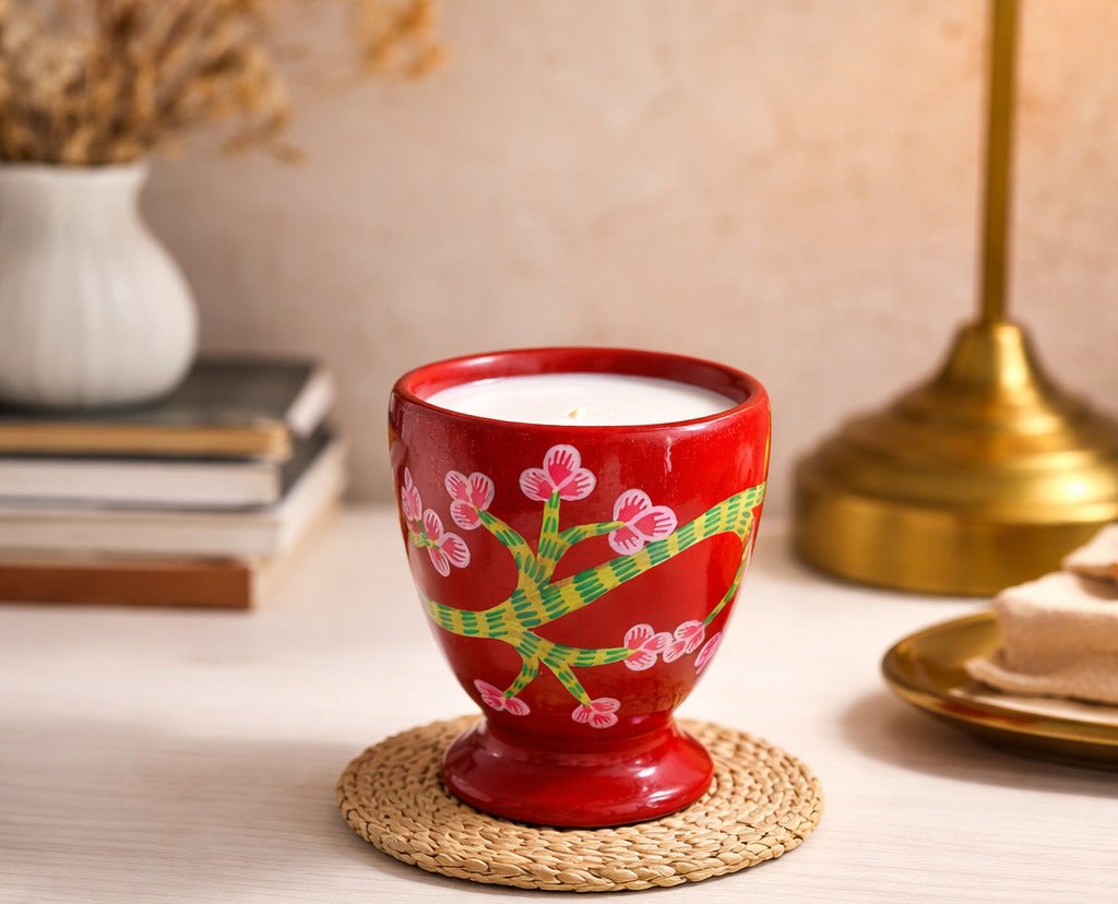 Gond Blossom Glow Candle Natural Resin Aromatic Candle – Candles & Fragrances on Brown Living™. SKU: GDBPTCMDMC05. Img 3.