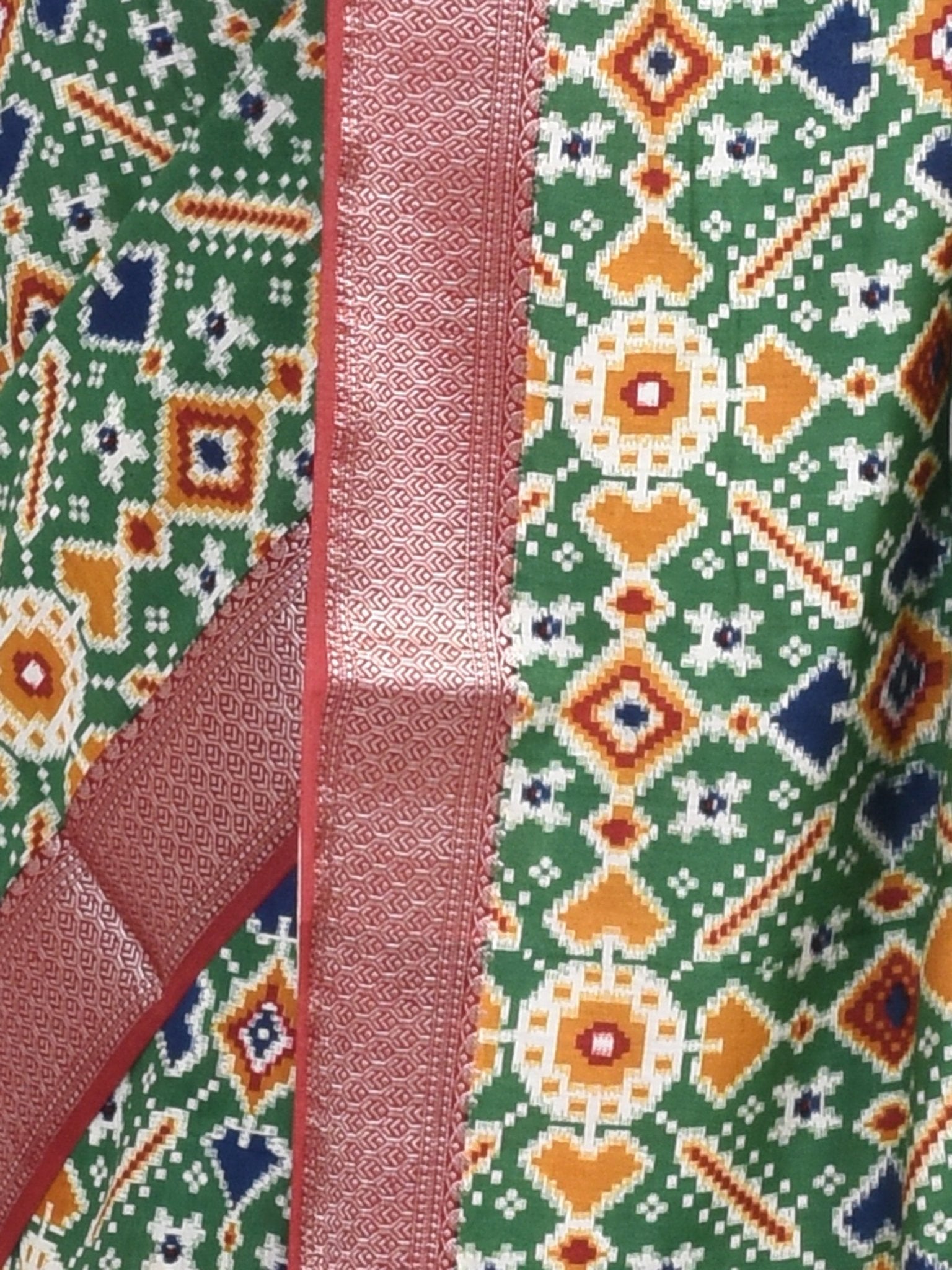 Green Patola Design Linen Silk Saree – Womens Saree on Brown Living™. SKU: STRLINSAR20. Img 6.