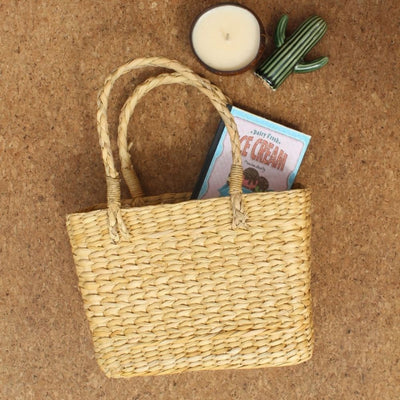 Handcarfted Kauna Grass Weaved Baskets – Womens Bag on Brown Living™. SKU: OEP277a. Img 5.
