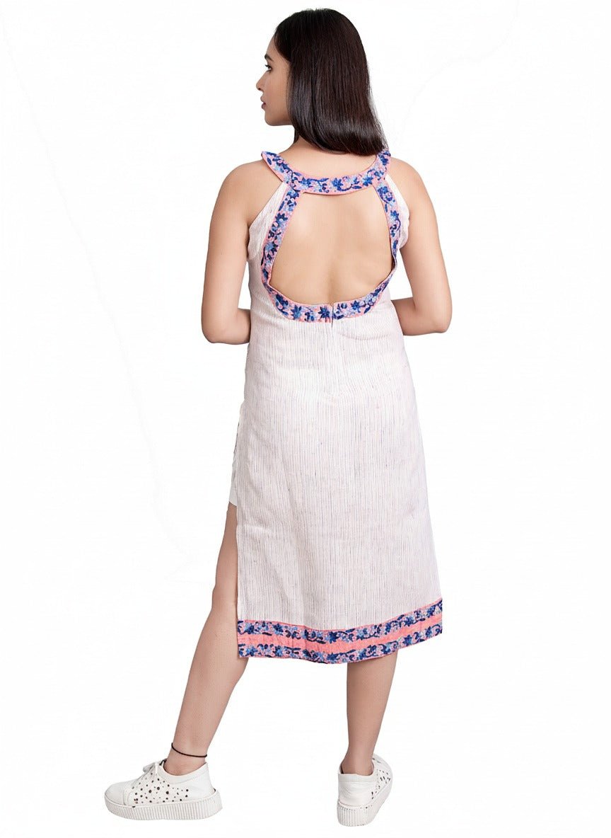 Handcrafted Chikankari Kurta – Ethnic Wear – Womens Kurta on Brown Living™. SKU: K12003. Img 4.