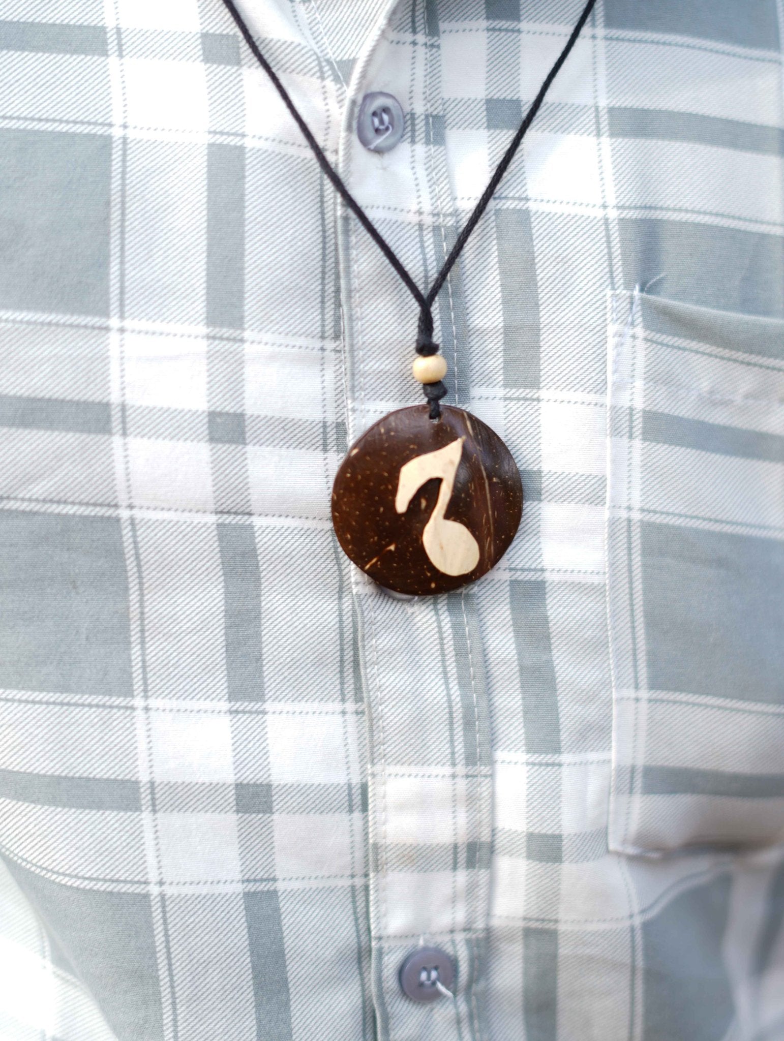Handcrafted Coconut Shell Music Pendant – Jewellery on Brown Living™. SKU: KOTT024. Img 2.