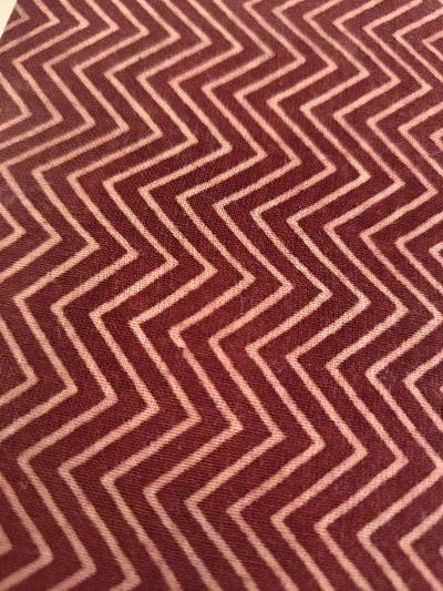 Handcrafted Diaries | Granthika | 7x5 Inch Handmade Notebook – Notebooks & Notepads on Brown Living™. SKU: VDI75001. Img 5.